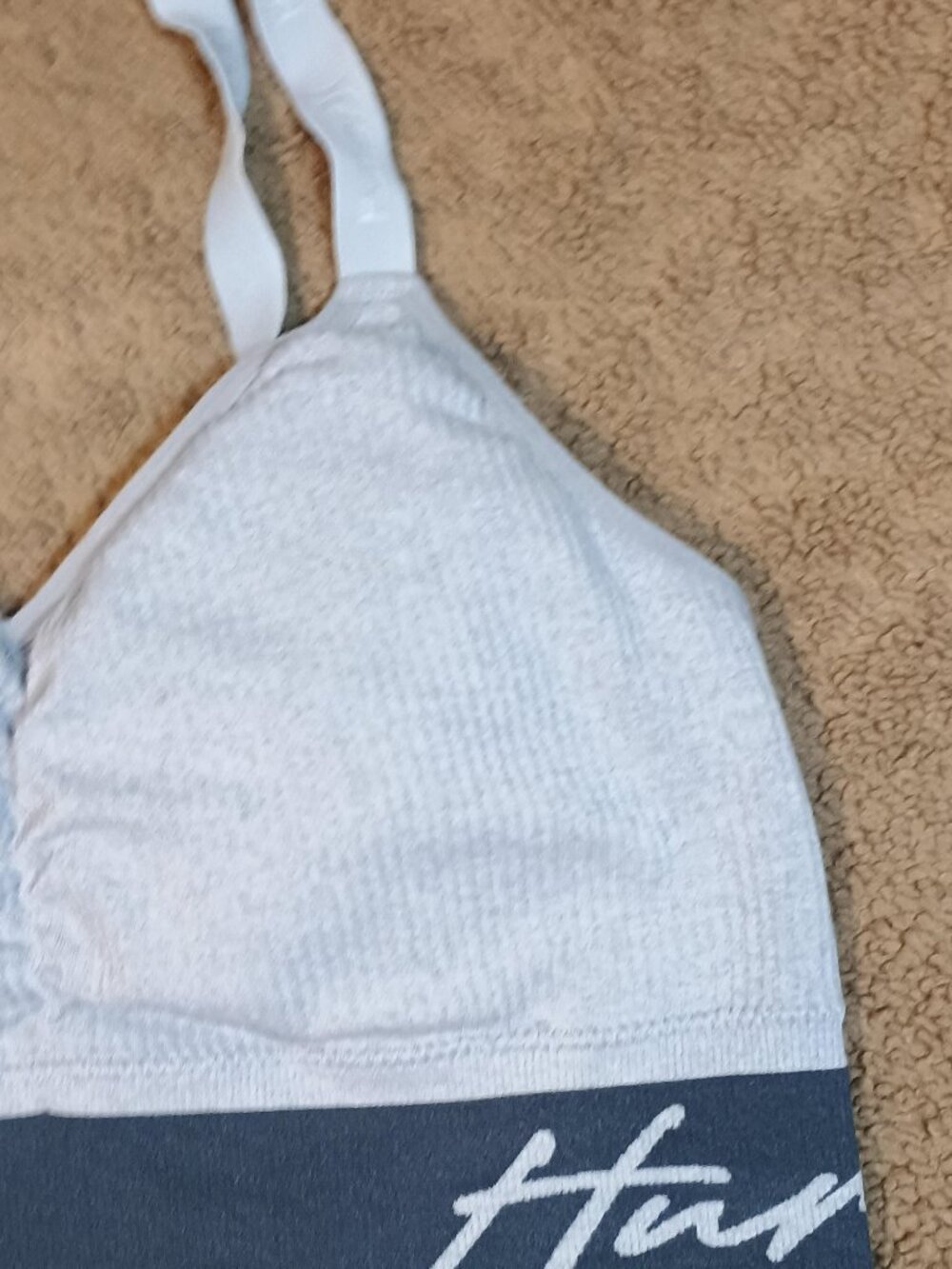 Hurley/Sports Bra/Womens Medium/Blue Cross Back Plunge V Athleisure Active Top - Picture 6 of 7